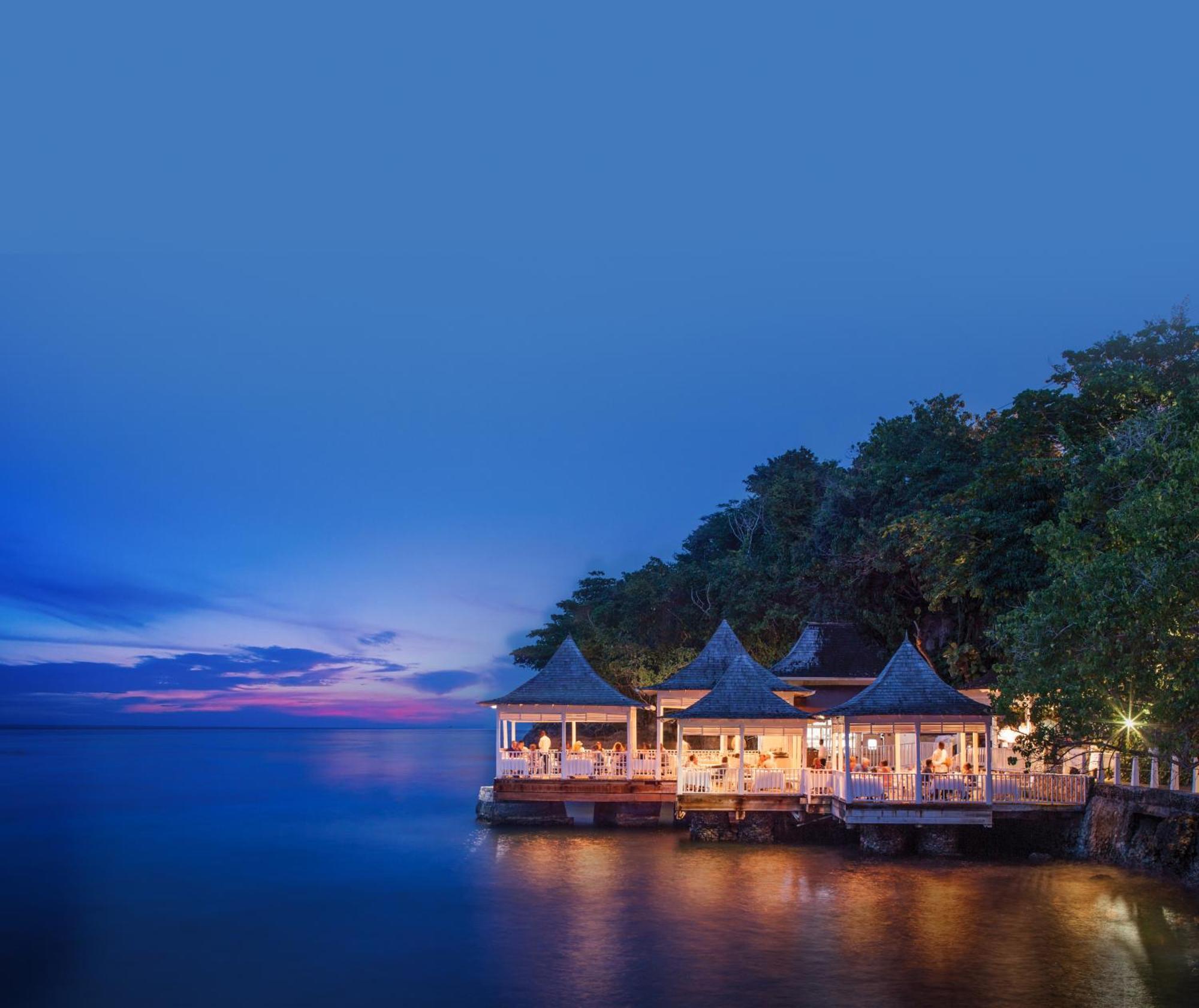 Отель Couples Tower Isle (Adults Only) Очо-Риос Экстерьер фото